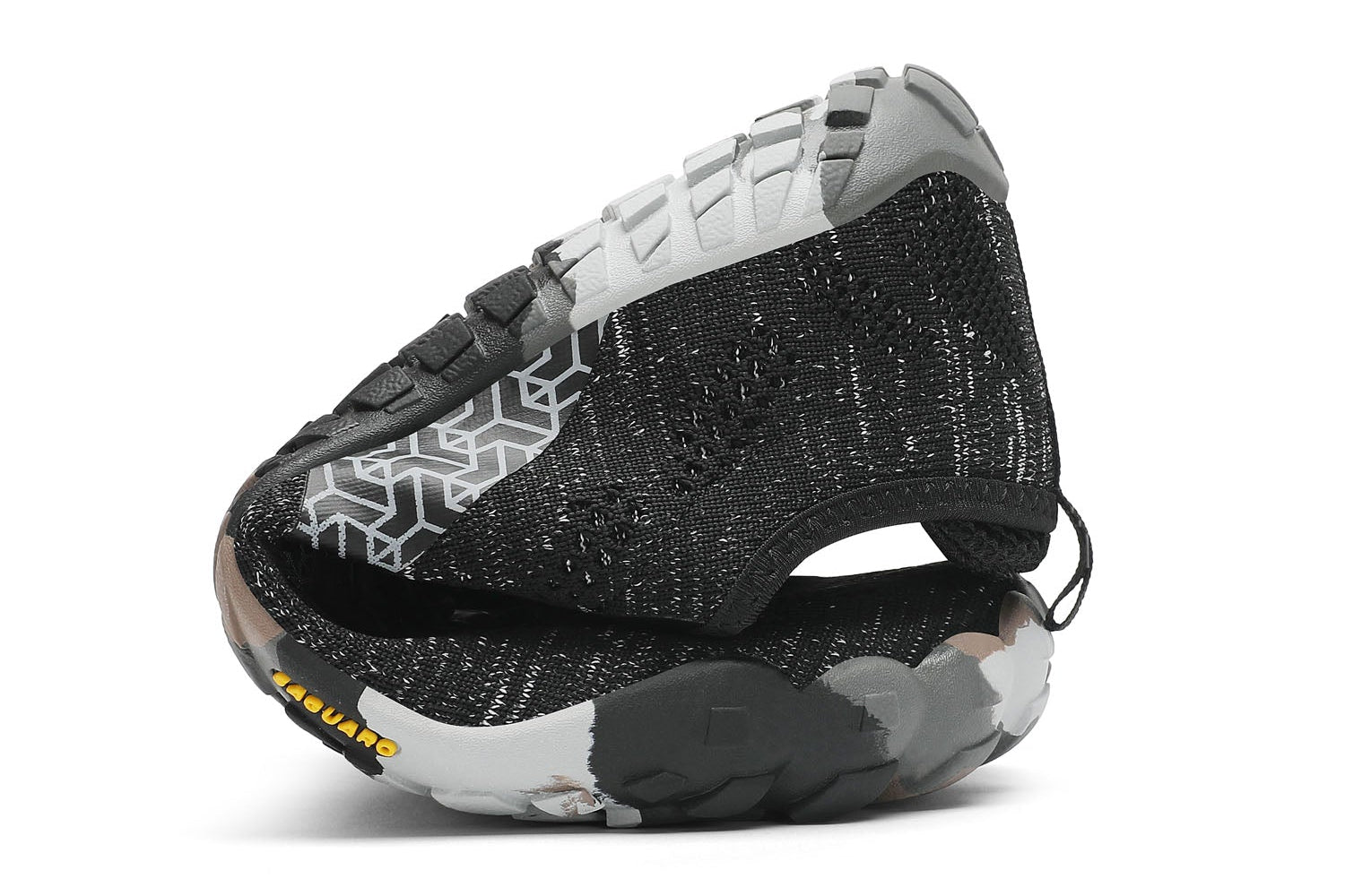 Saguaro Smart III Barefoot Shoes Black Camo – Flex, Freedom, and Performance - SOL Footwear